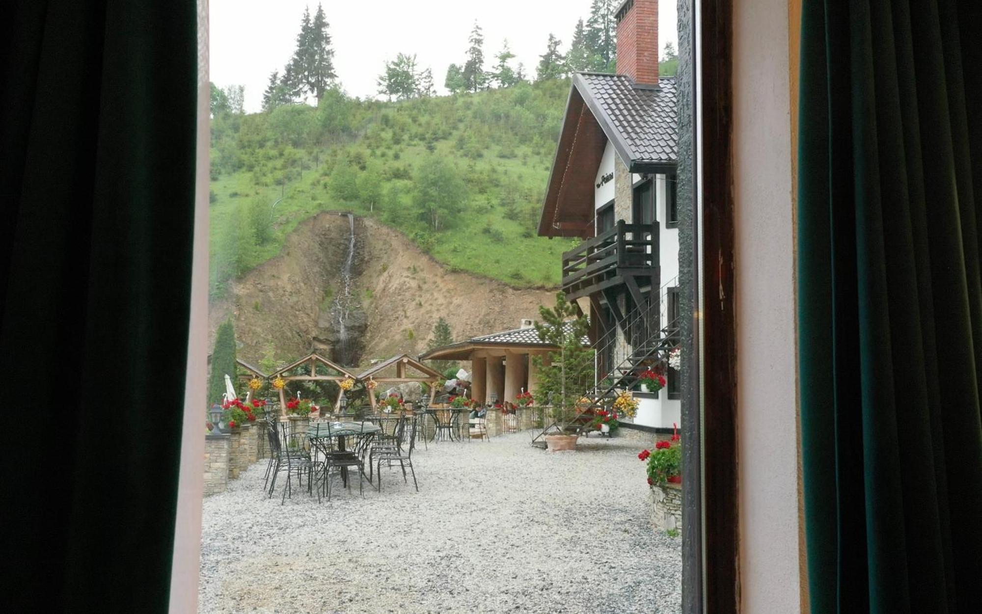 Pensiunea Poiana Izvoarelor Vatra Dornei Extérieur photo