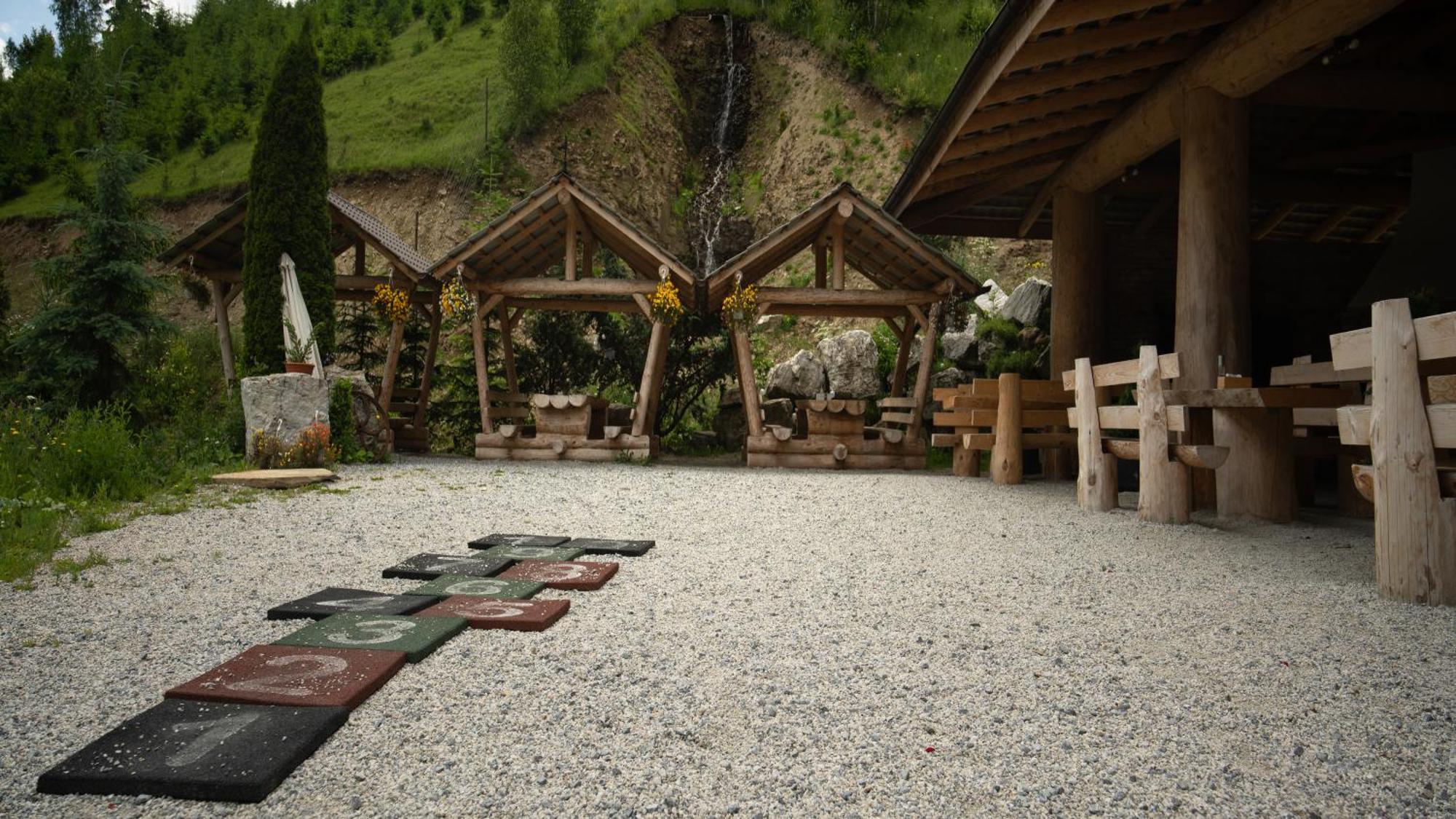 Pensiunea Poiana Izvoarelor Vatra Dornei Extérieur photo